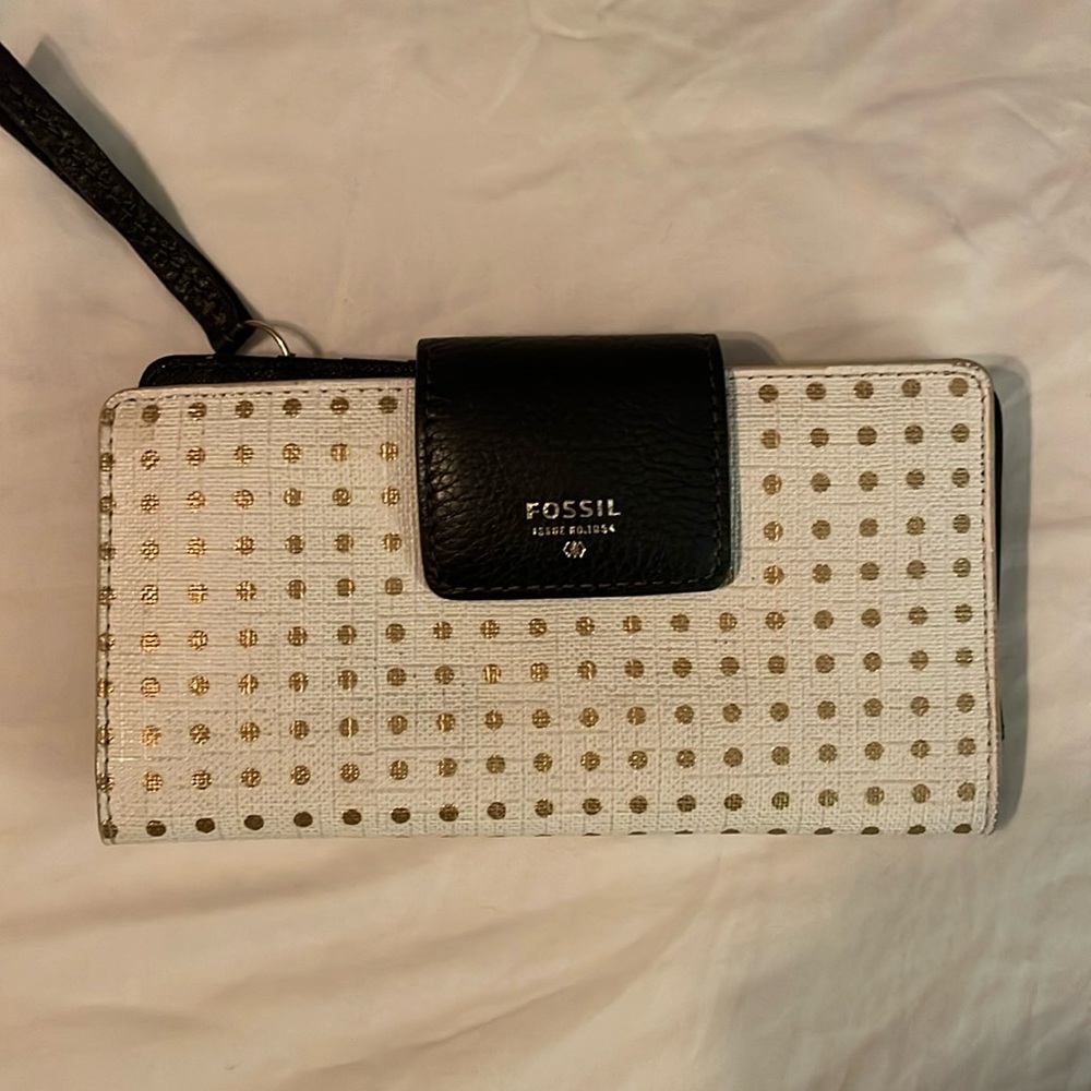 Fossil wallet